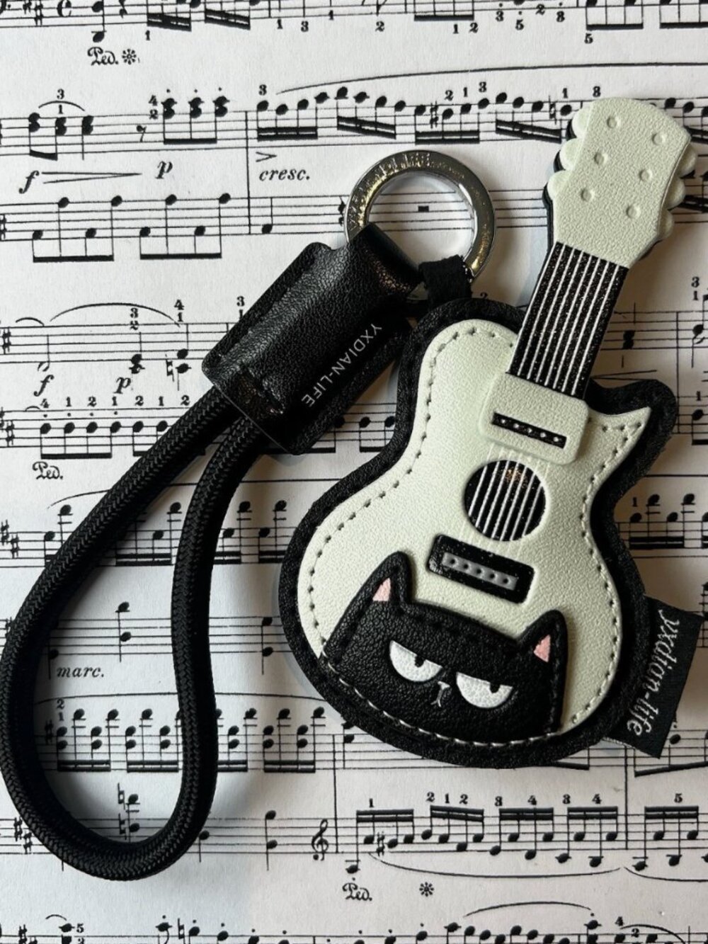 Cute Cat Guitar Keychain Wrist Strap – Faux Leather Music Lover Bag Charm
